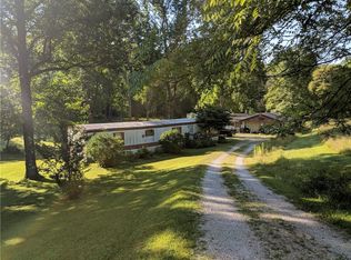 1669 Country Club Rd, Nashville, IN 47448