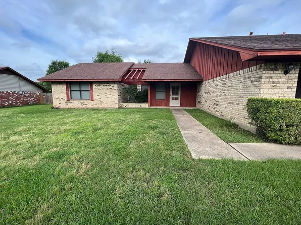 217 Myndi Cir, Sulphur Springs, TX 75482