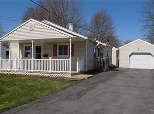 21 Pinecrest Rd, Whitesboro, NY 13492