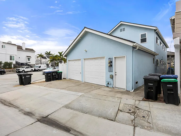 211 Cypress St #1/2 — Photo 30