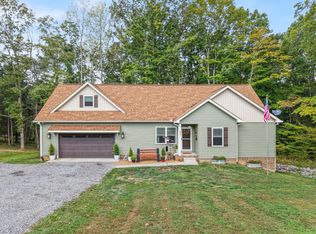 943 Big Springs Rd, Charlotte, TN 37036