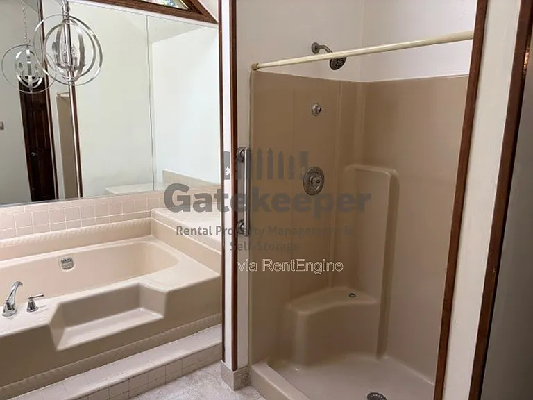 335 Fairfield Cir — Photo 10