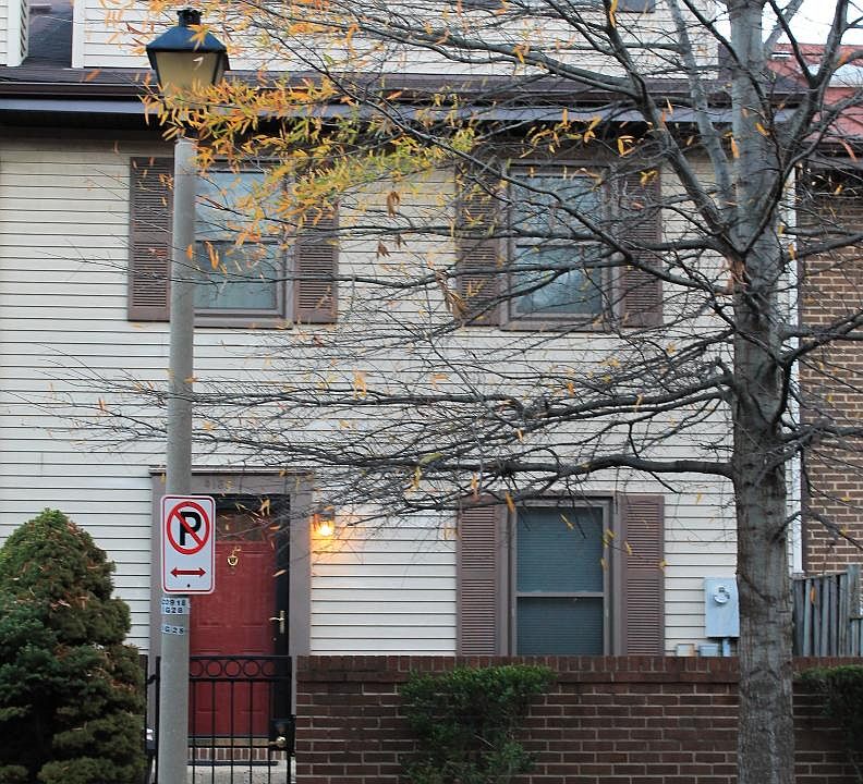 1st image of 4135 11th St N