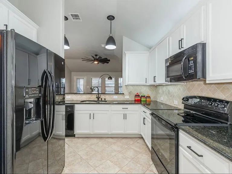 14348 Artisan Dr — Photo 12