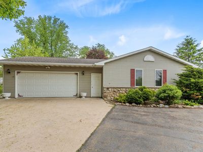 2220 W 20th Ave, Oshkosh, WI, 54904