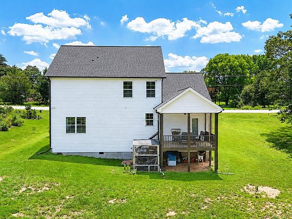 3rd image of 755 Landrum Mill Rd