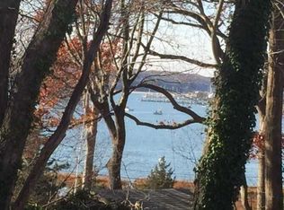 82 Cedar Dr, Miller Place, NY 11764