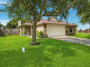 3204 Meadow Bay Ln, Dickinson, TX 77539