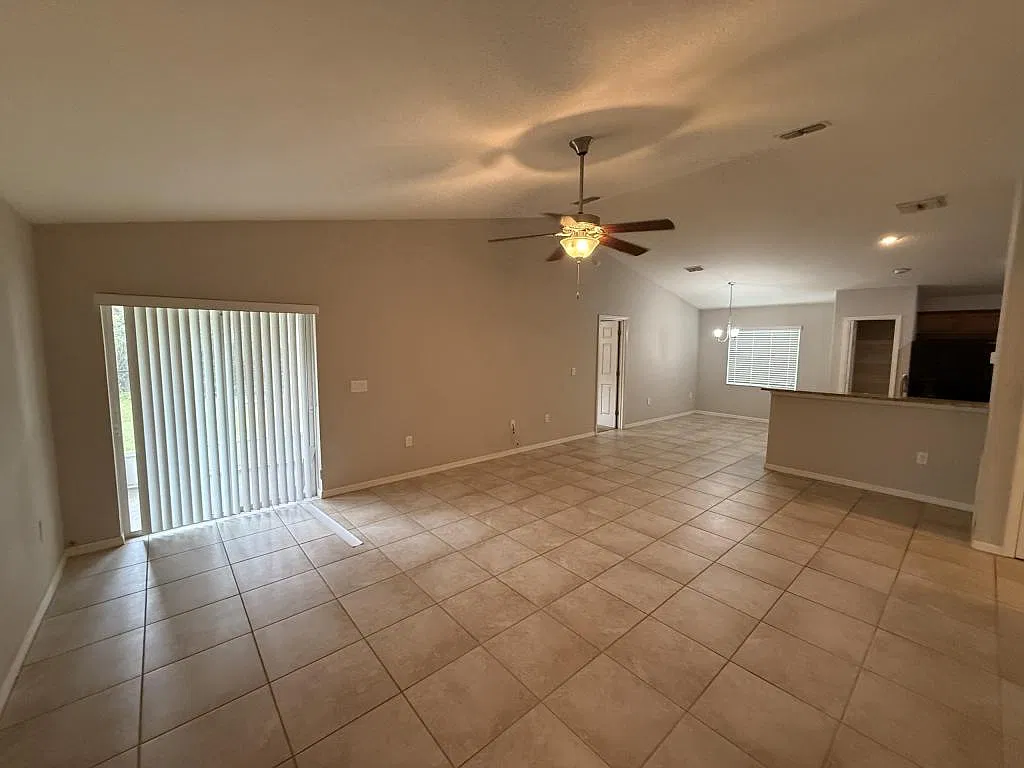 1935 Bretton Ridge Dr. — Photo 4