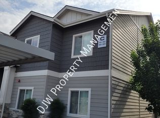 324 NE 3rd St APT C201, Meridian, ID 83642