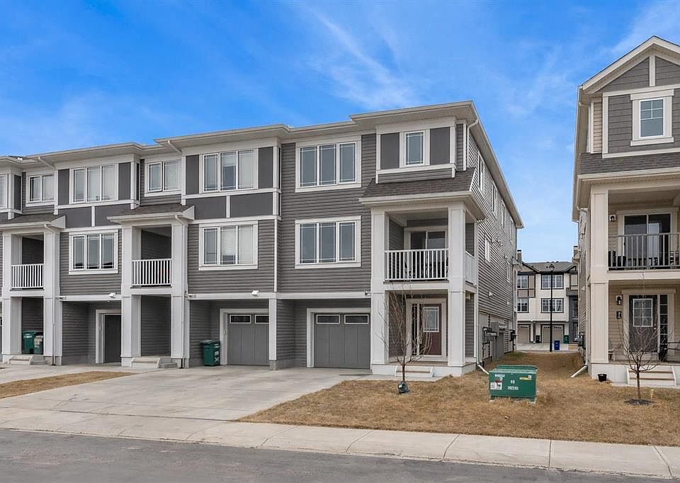 1st image of 316 W Windbury Rd SW