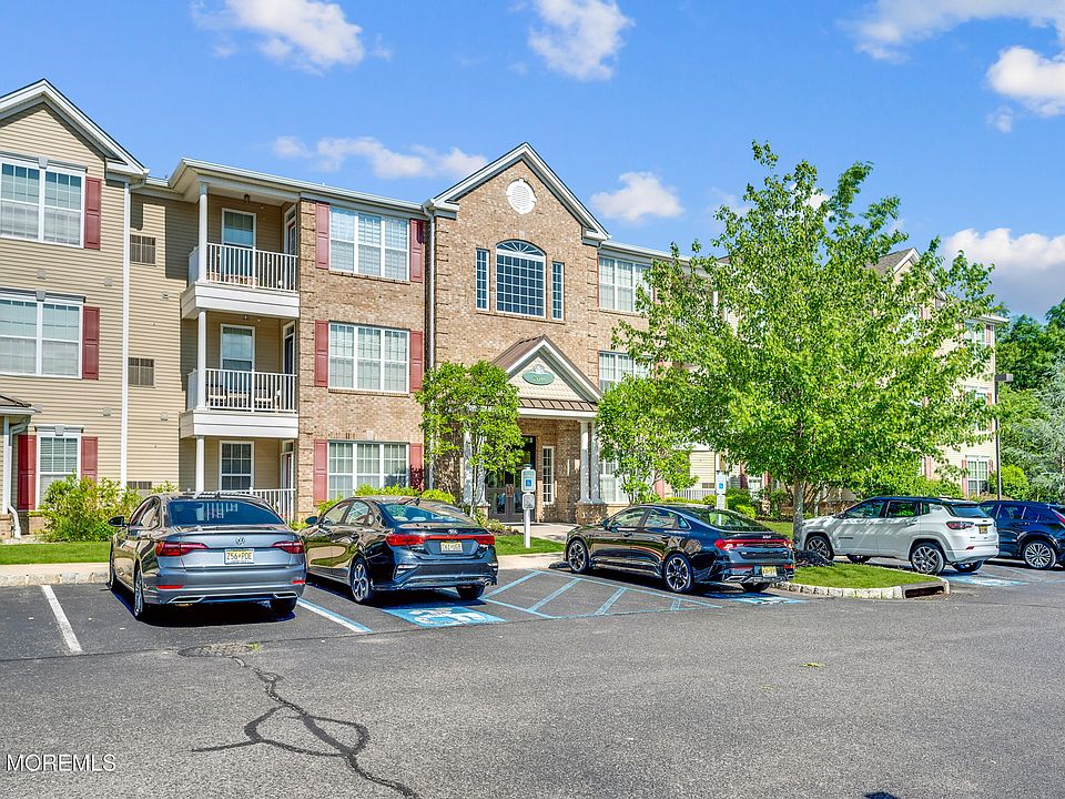 1st image of 724 Amy Court