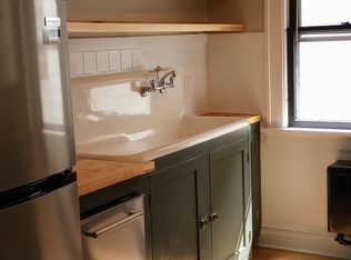 1047 E Johnson St APT 3, Madison, WI 53703