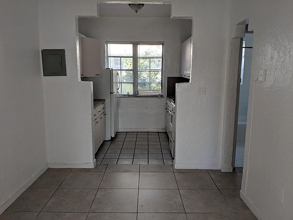 5th image of 631 13th St #8