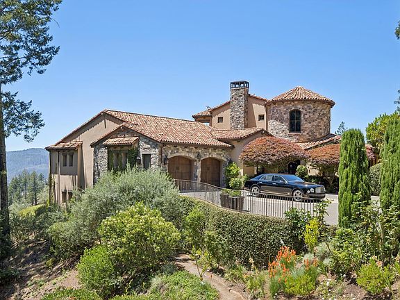5th image of 748 Adobe Canyon Rd