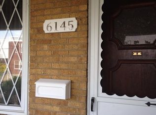 6145 Oakley St, Philadelphia, PA 19111