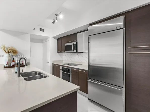 55 SE 6th St APT 1203, Miami, FL 33131