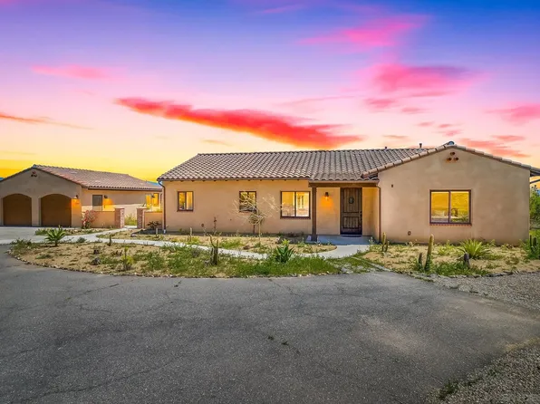 2313 La Tara Ln, Fallbrook, CA 92028