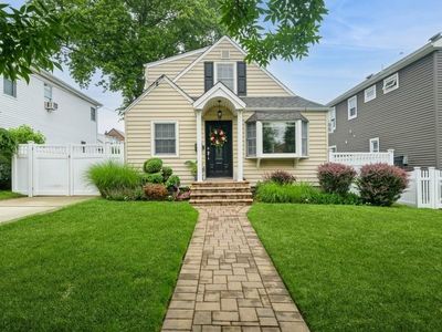 532 7th Street, West Hempstead, NY, 11552