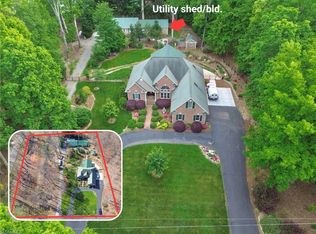 2400 Saint John Rd, East Bend, NC 27018