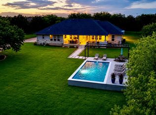 335 Turkey Tree Rd, Spicewood, TX 78669