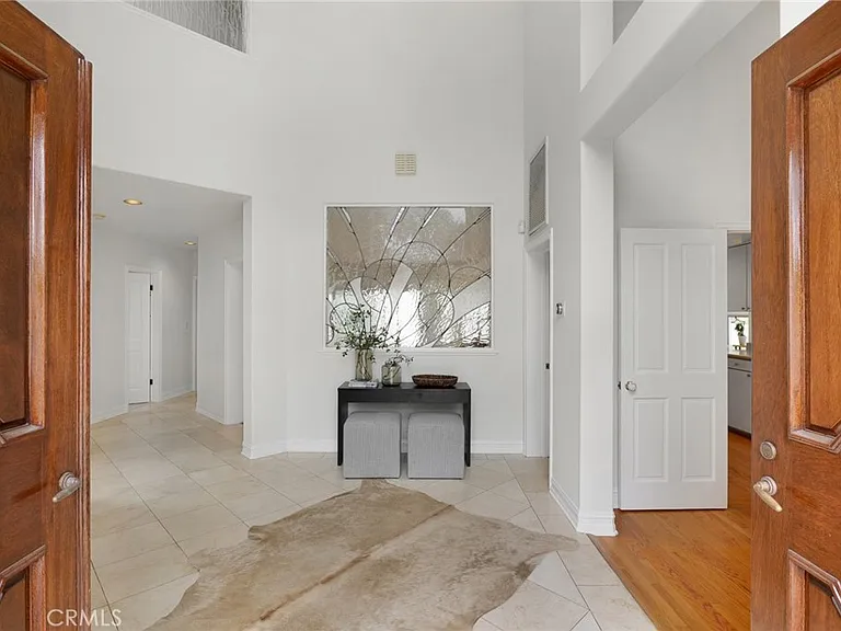 11060 Wagner St — Photo 3