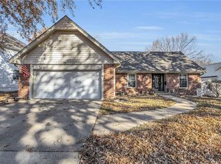 9231 England St, Overland Park, KS 66212