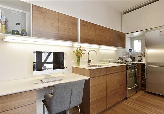 3rd image of 232 E 6th St APT 6C