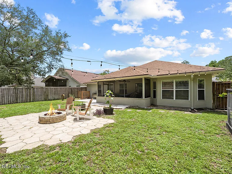 8575 Crooked Tree Dr — Photo 36