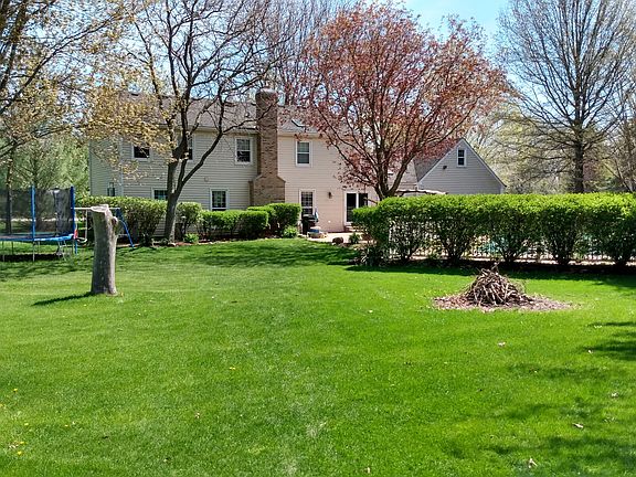 5th image of 8N768 Brimfield Dr