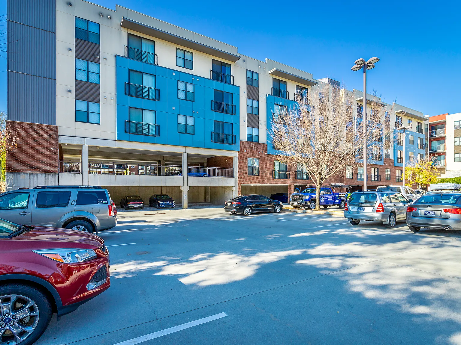 Walnut Commons — Photo 4