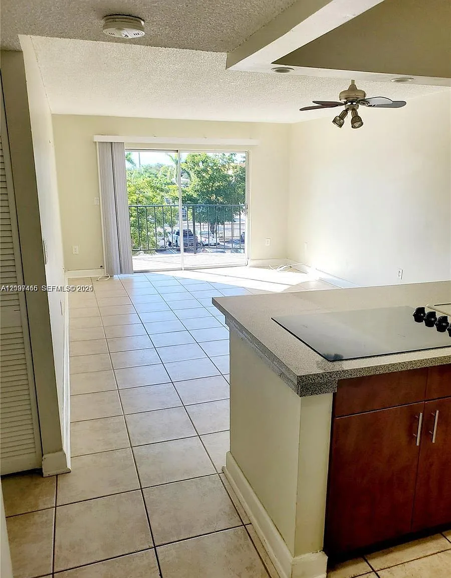 El Cid Condo — Photo 4