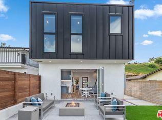 5830 Desert View Dr, La Jolla, CA 92037
