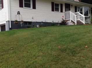 31 Sunset Ter, Feeding Hills, MA 01030