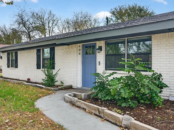 604 E Summit St, Sherman, TX 75090