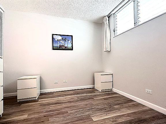5th image of 469 Ena Rd APT 607