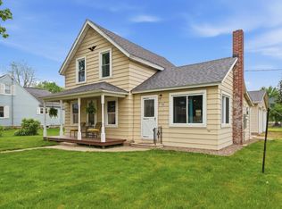 278 Chestnut St NE, Mazeppa, MN 55956