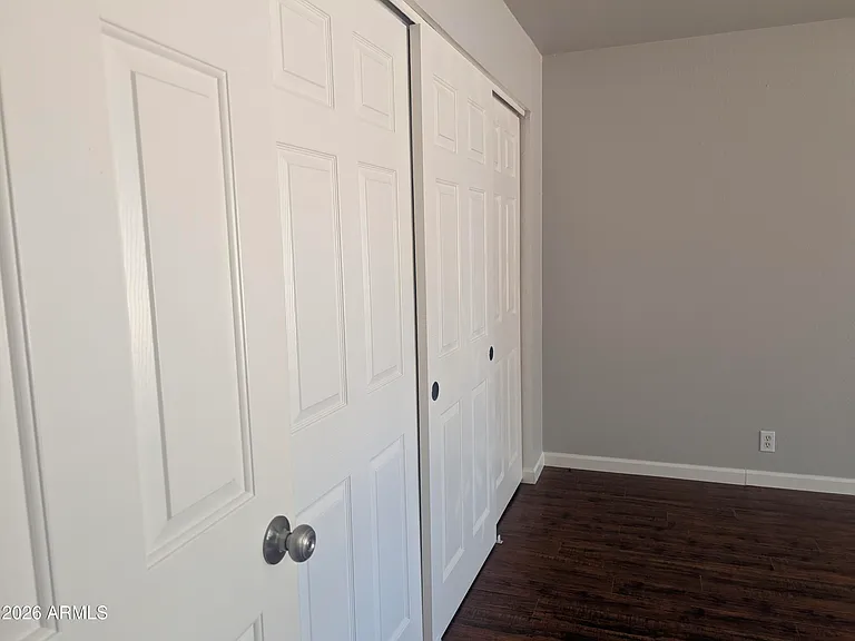 540 N May St #1101 — Photo 13