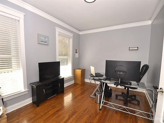 4th image of 116 Pavillion Ln