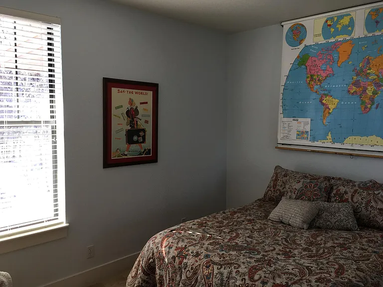 Guest bedroom