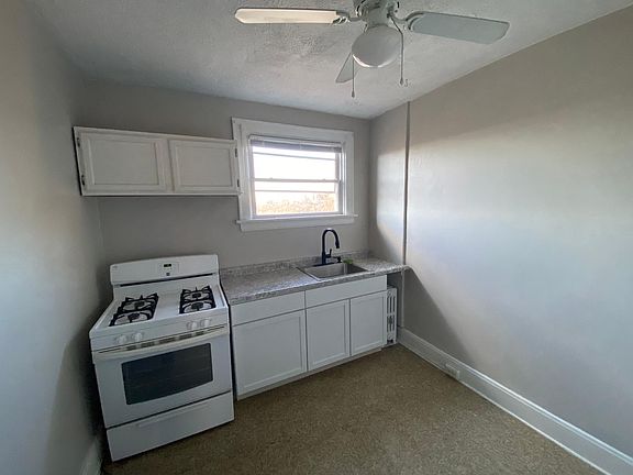 5th image of 1241 Elsinore Ave APT B1
