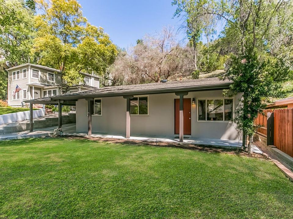 1st image of 1308 Oak Hill Pl