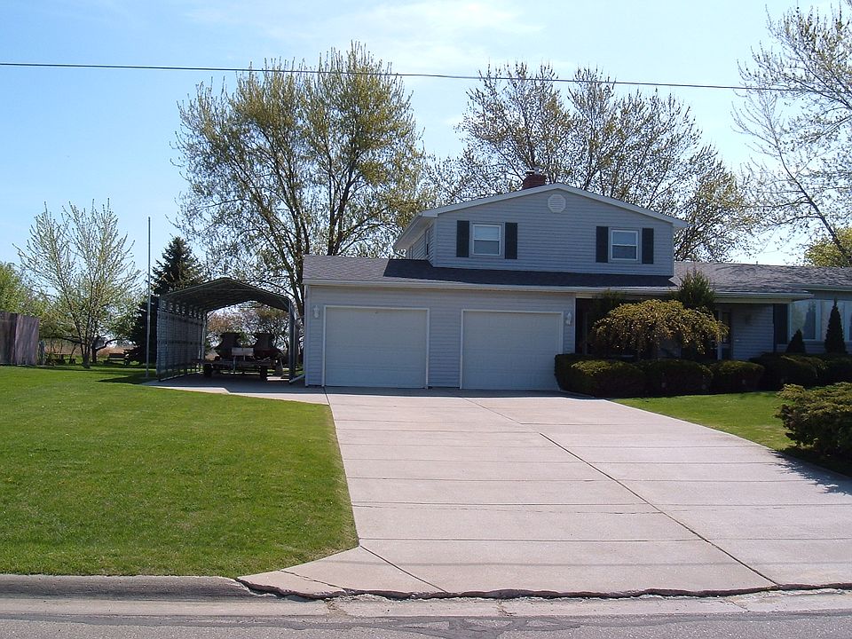 1st image of 10081 Shadyhill Ln
