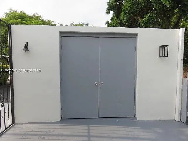 12300 SW 18th Ter #0 — Photo 38