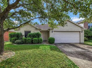 722 Hillock Bluff Cir, Houston, TX 77073