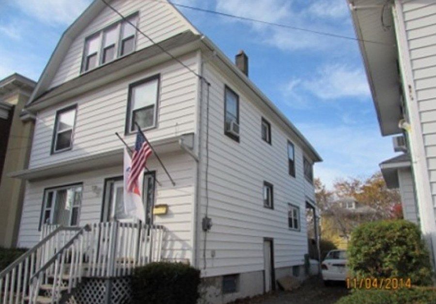 2nd image of 35 1st Ave