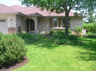 15537 Twin Lakes Dr, Homer Glen, IL 60491