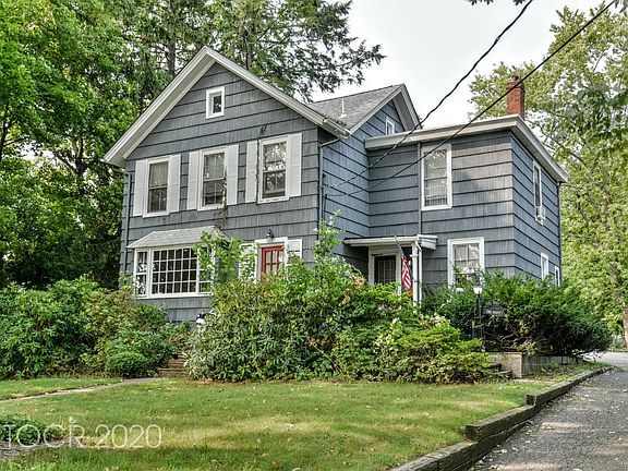 4th image of 26 Orchard St