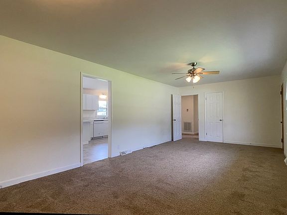 5th image of 107 Dalewood St
