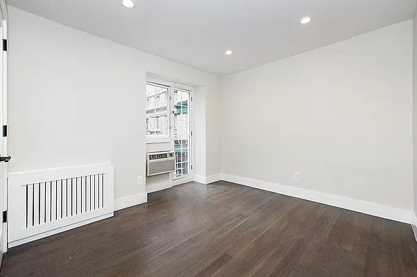 Rented by Compass | media 6